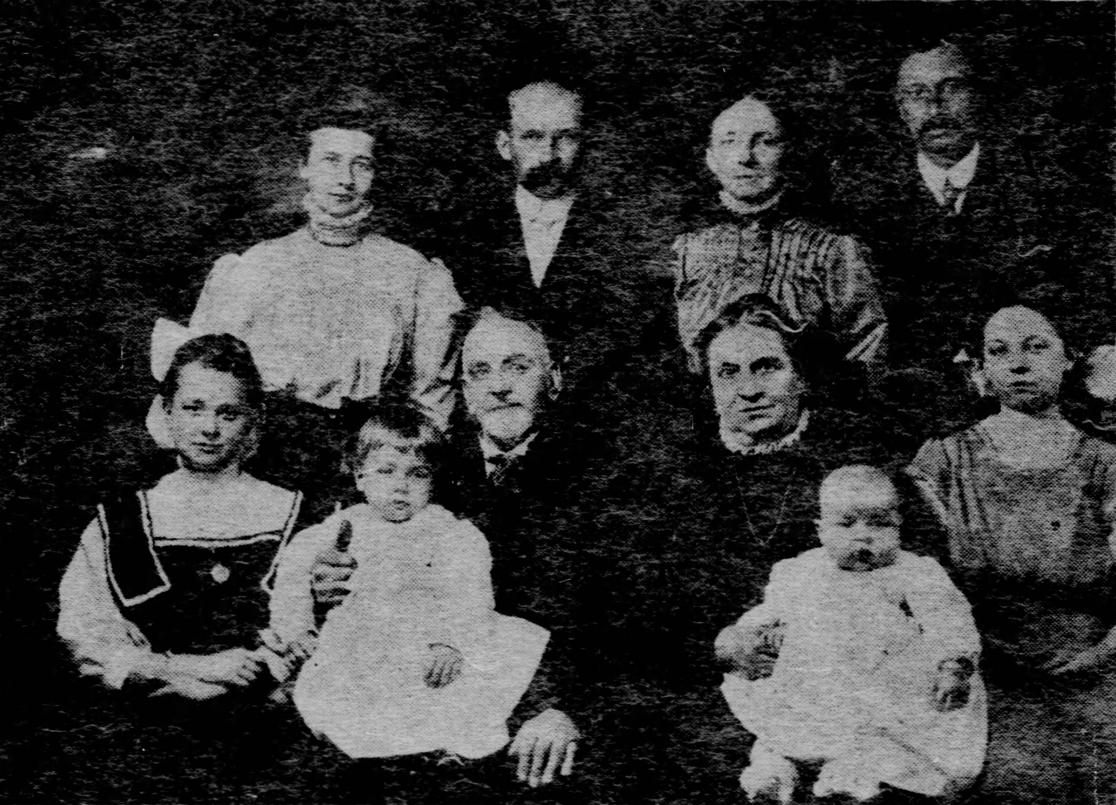 Klinefelter family (Gazette-Times, 02.07.1909)